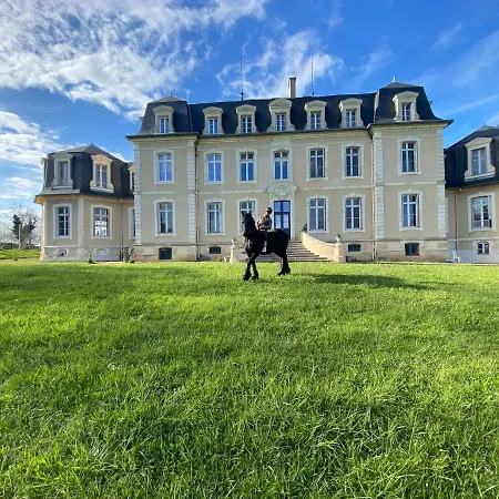 De La Comtesse Chateau De La Bouchatte Guest house